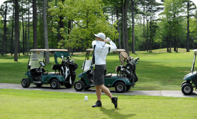 Golf président dhonneur Tommy Pelletier